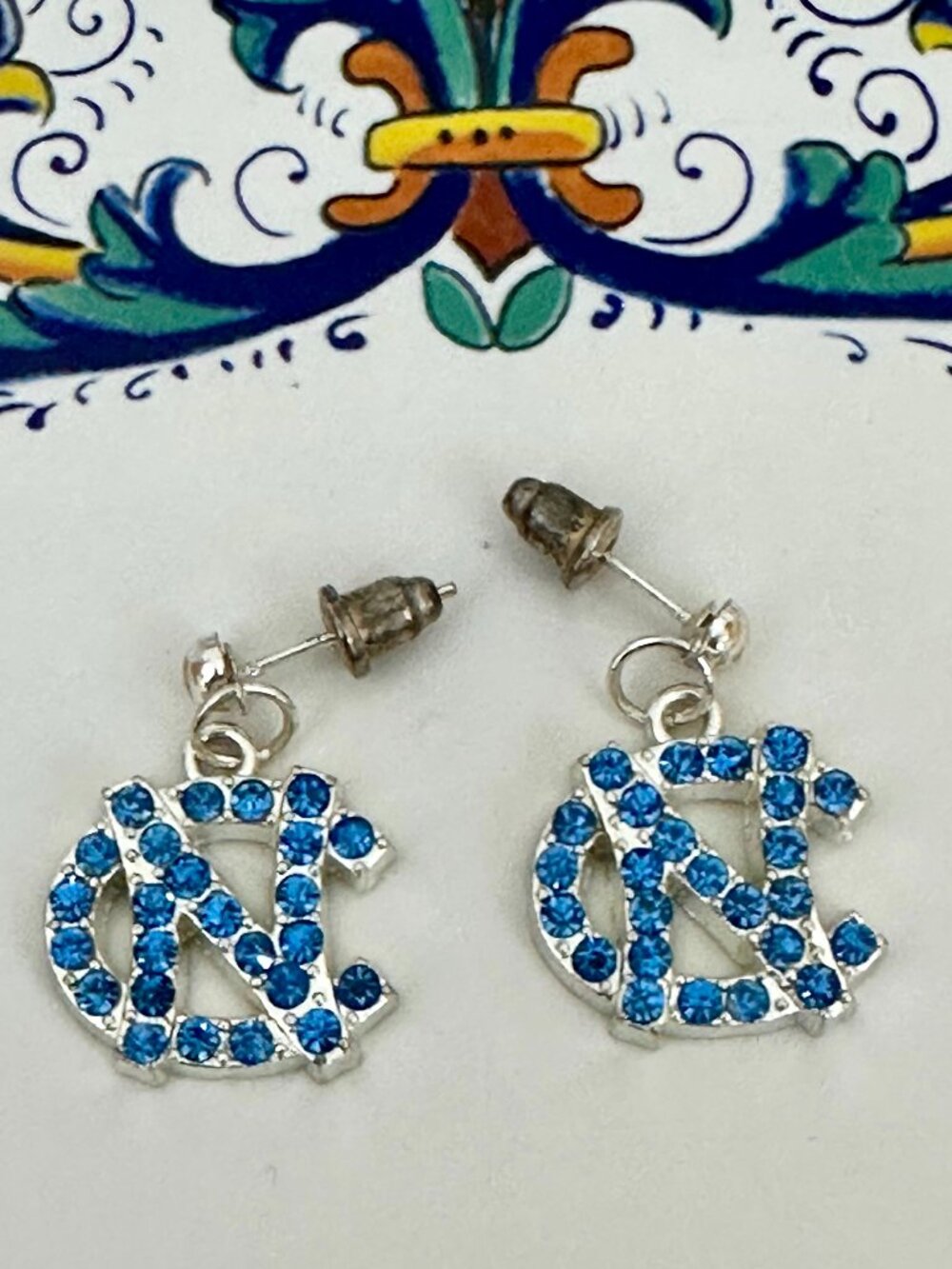 UNC dangle earrings